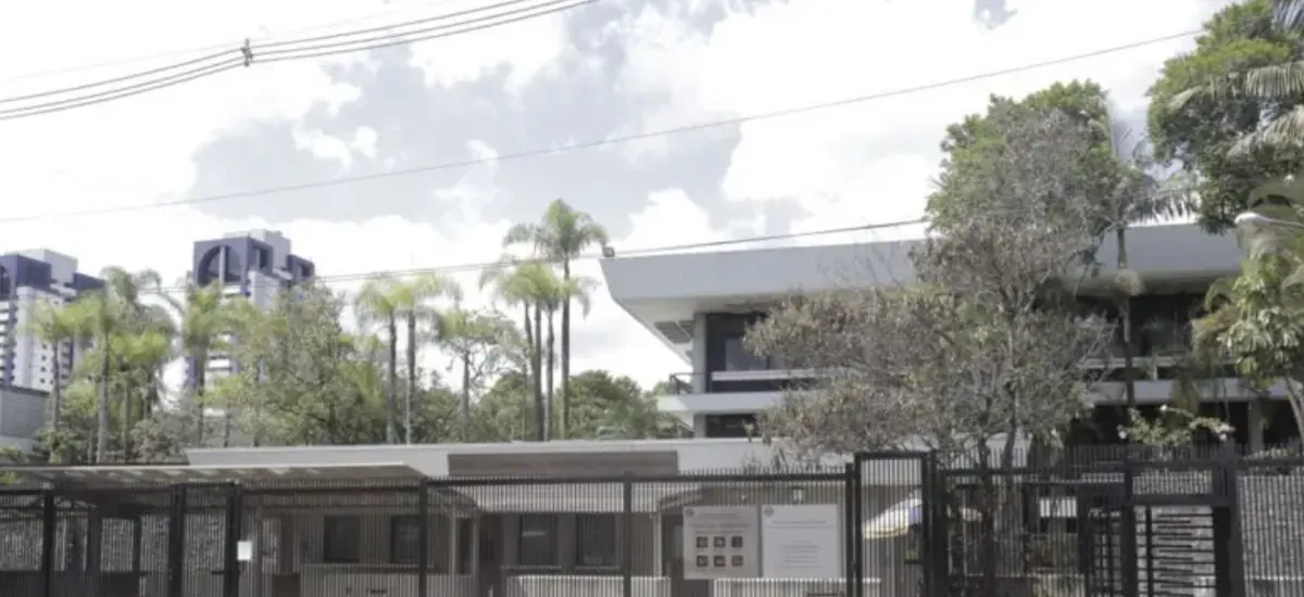 PF investiga suposto plano de atacar embaixada dos EUA: o que se sabe e como o governo brasileiro avalia