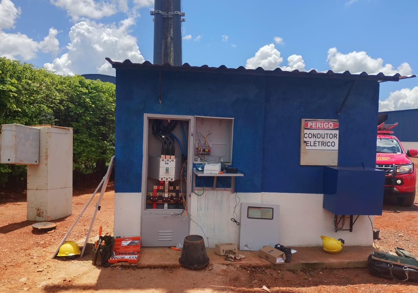 Trabalhador da Cemig sofre choque elétrico de 380 volts em Uberlândia | G1