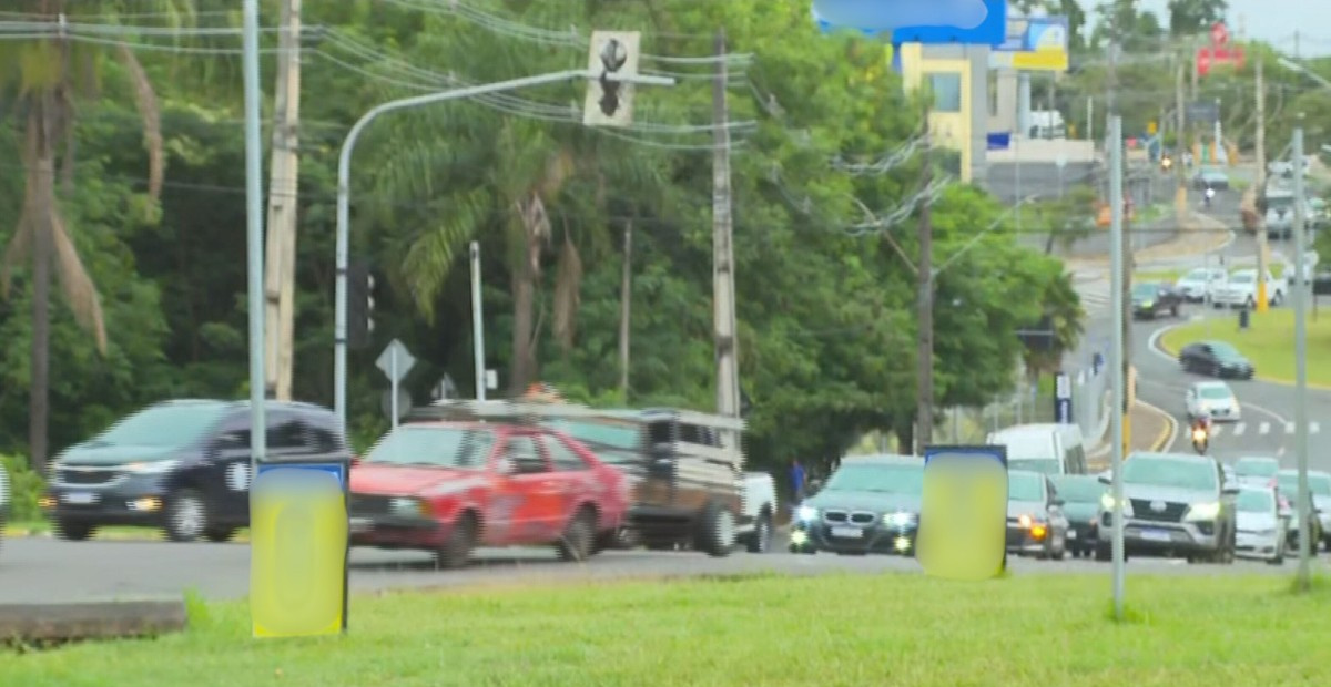 Atraso na transferência de veículos rende quase 5 mil multas em PP | G1