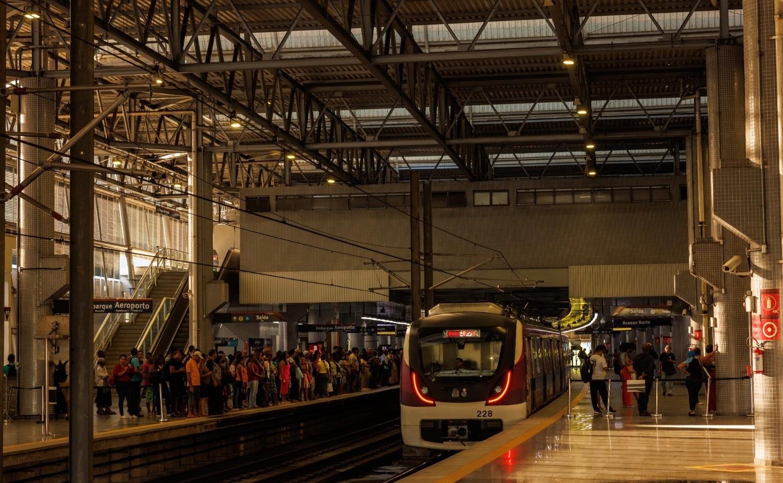 Metrô de Salvador registra mais de 200 itens perdidos no carnaval | G1
