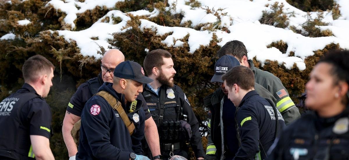 Agentes de imigração do governo Trump matam mulher a tiros em Minneapolis