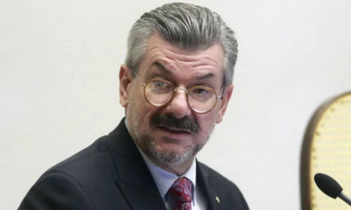 Ministro do STJ Marco Buzzi é acusado de assédio sexual contra jovem de 18 anos