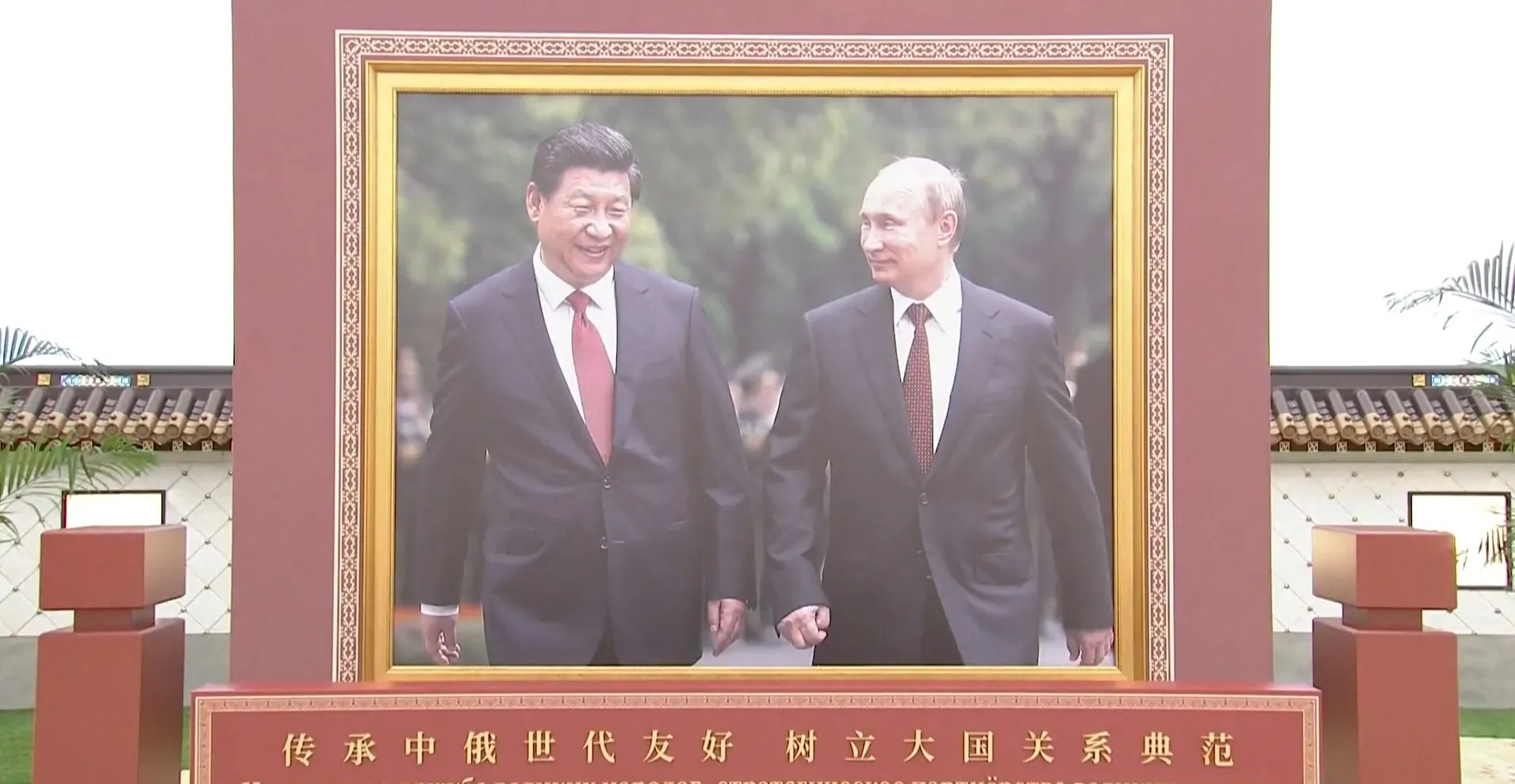 Como a China usou visita de Putin para mandar recado aos EUA sobre guerra, IA e poder global