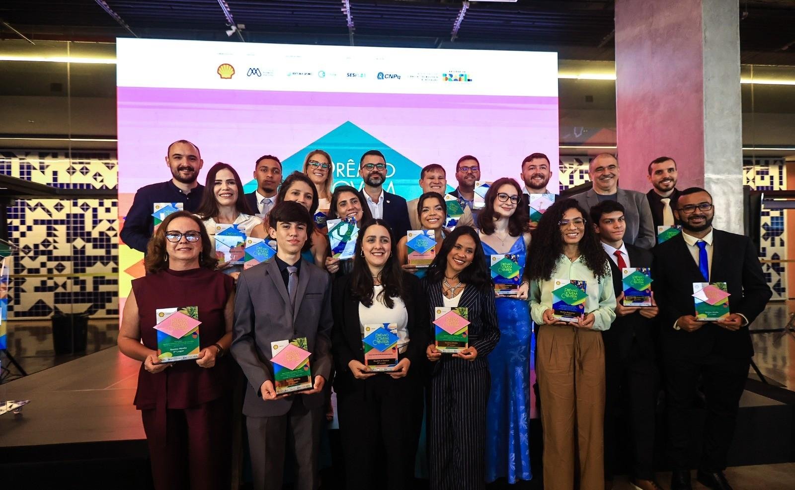 Prêmio Jovem Cientista agracia vencedores de edição voltada ao enfrentamento da crise climática