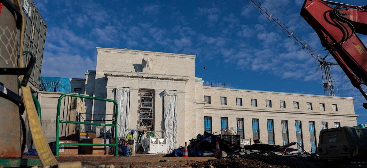 Obra de US$ 2,5 bi do BC americano deu munição a Trump contra Powell; saiba como chegou a esse custo