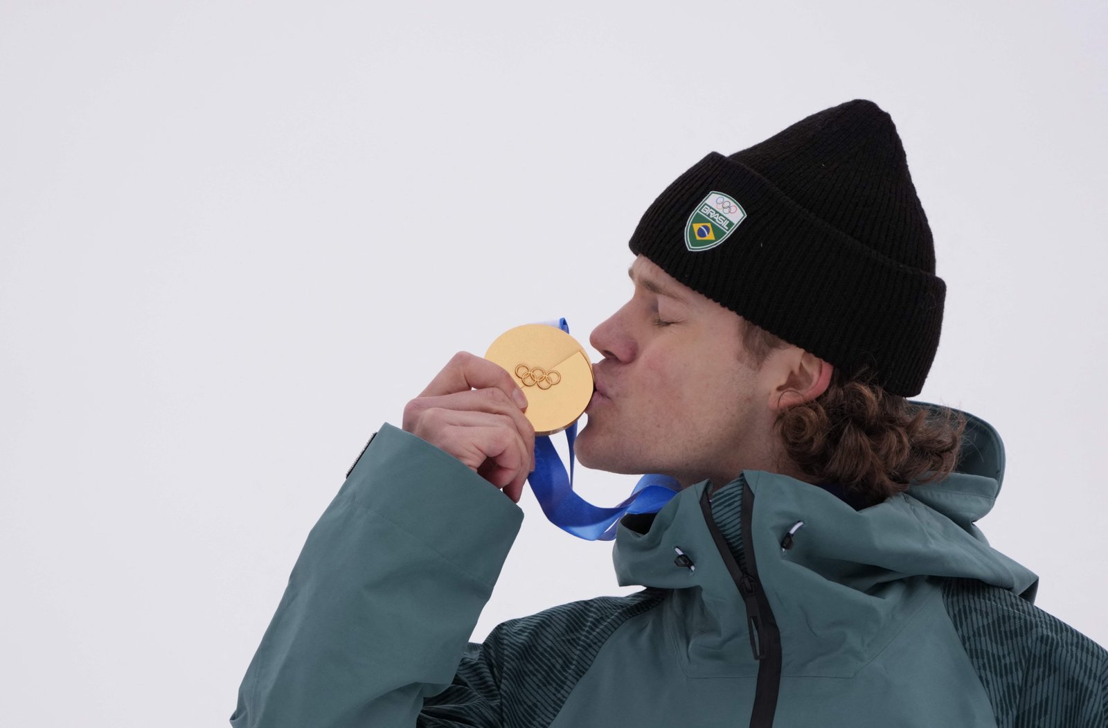 Lula se reúne com medalhista dos Jogos Olímpicos de Inverno: ‘Você é mais brasileiro que muita gente que mora aqui e não tem orgulho do país’