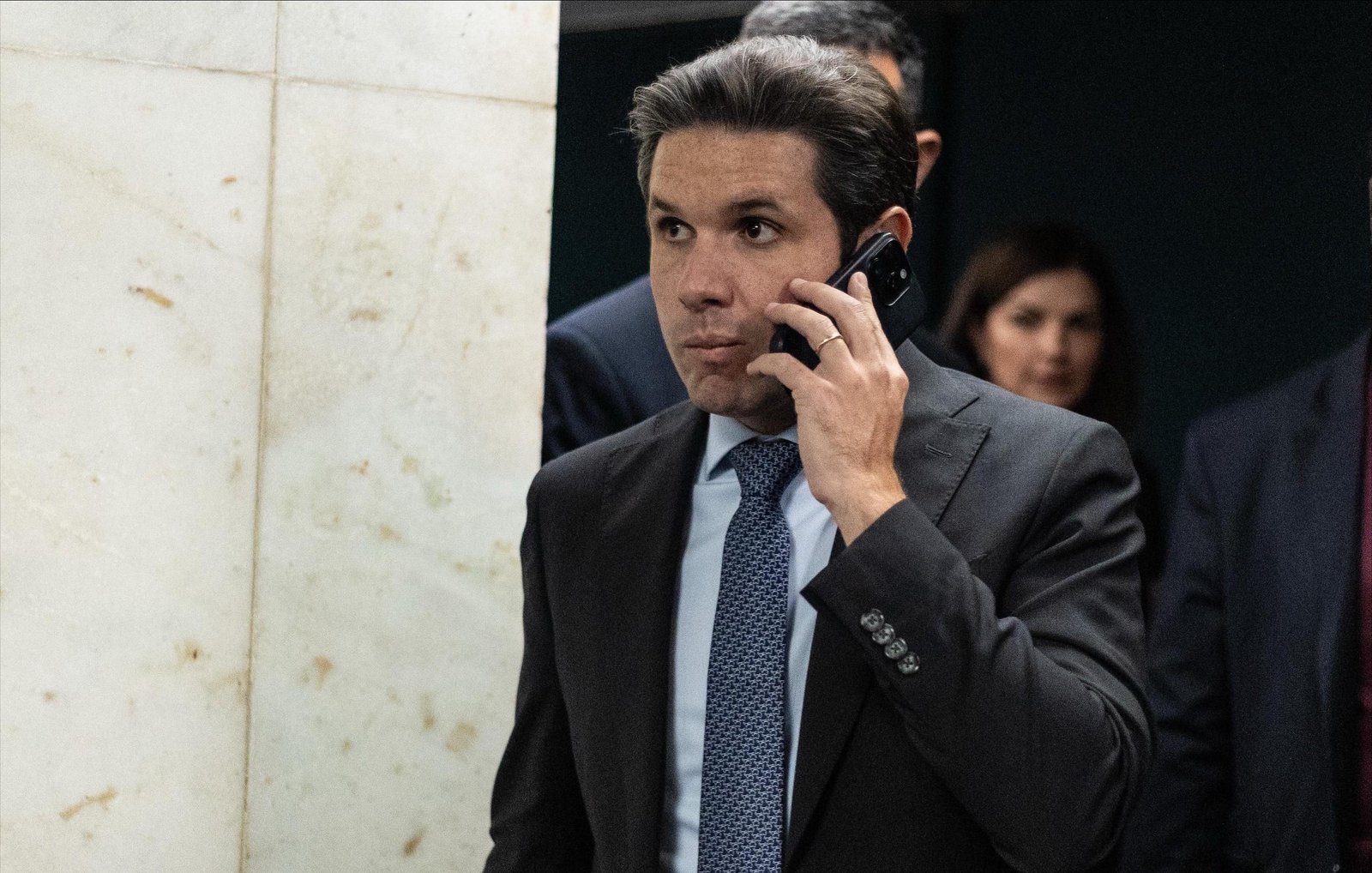 Motta defende participação do Executivo em solução para penduricalhos: 'Ninguém vai fazer para depois governo vetar'