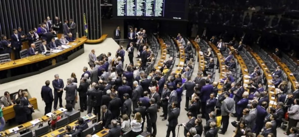Câmara indica R$ 1,3 bilhão em emendas similares ao orçamento secreto sem informar autor, diz estudo