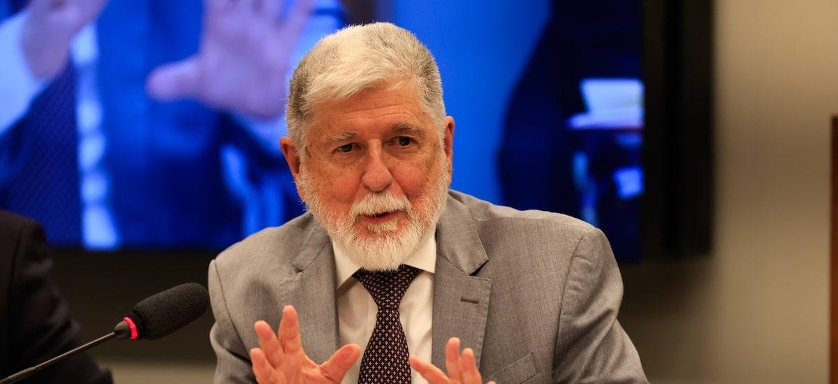 ‘Devemos nos preparar para o pior’, diz Celso Amorim sobre ataques dos EUA ao Irã