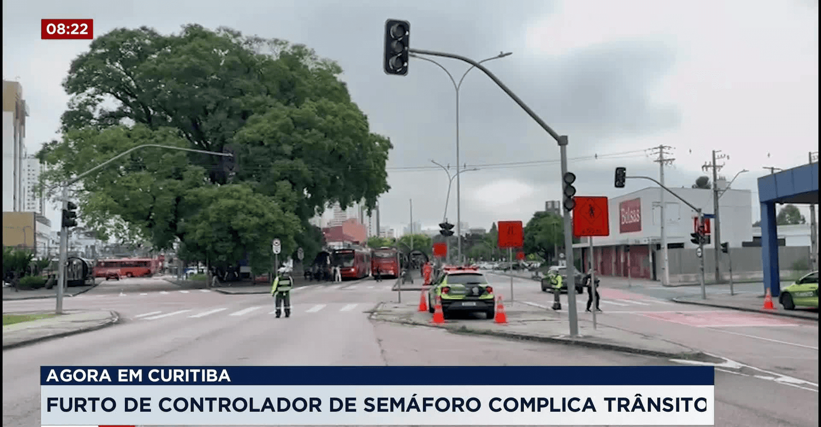 Furto de controlador de semáforo causa caos na região da rodoferroviária