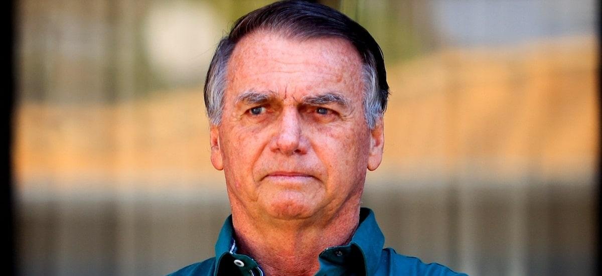 Bolsonaro tem até a próxima semana para apresentar defesa em ação sobre perda de patente no STM