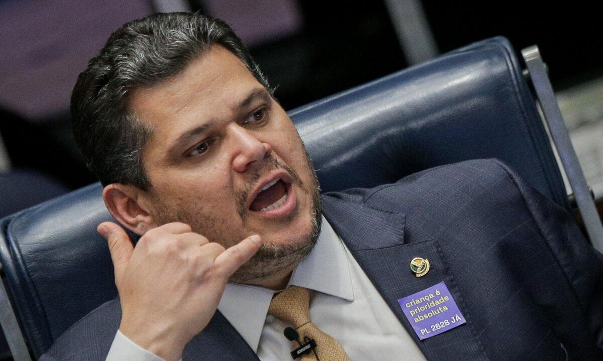 A sinalização de Alcolumbre sobre anular a quebra do sigilo de Lulinha