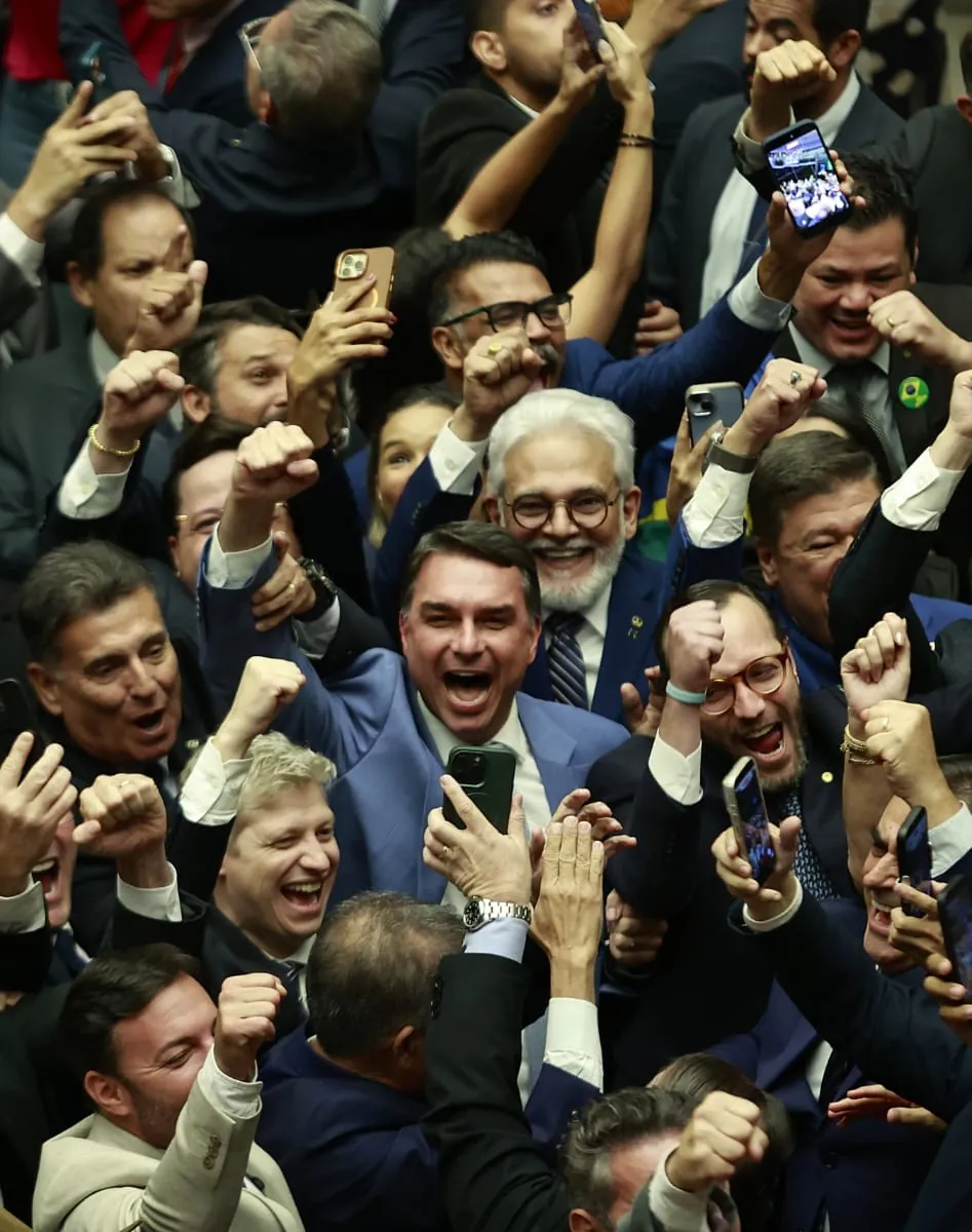 Escala 6x1: PL aposta em calendário apertado para adiar votação e prevê obstrução se Alcolumbre pautar tema antes da eleição