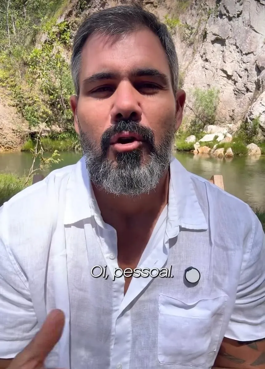 Quem criticou e quem defendeu Juliano Cazarré por evento para homens