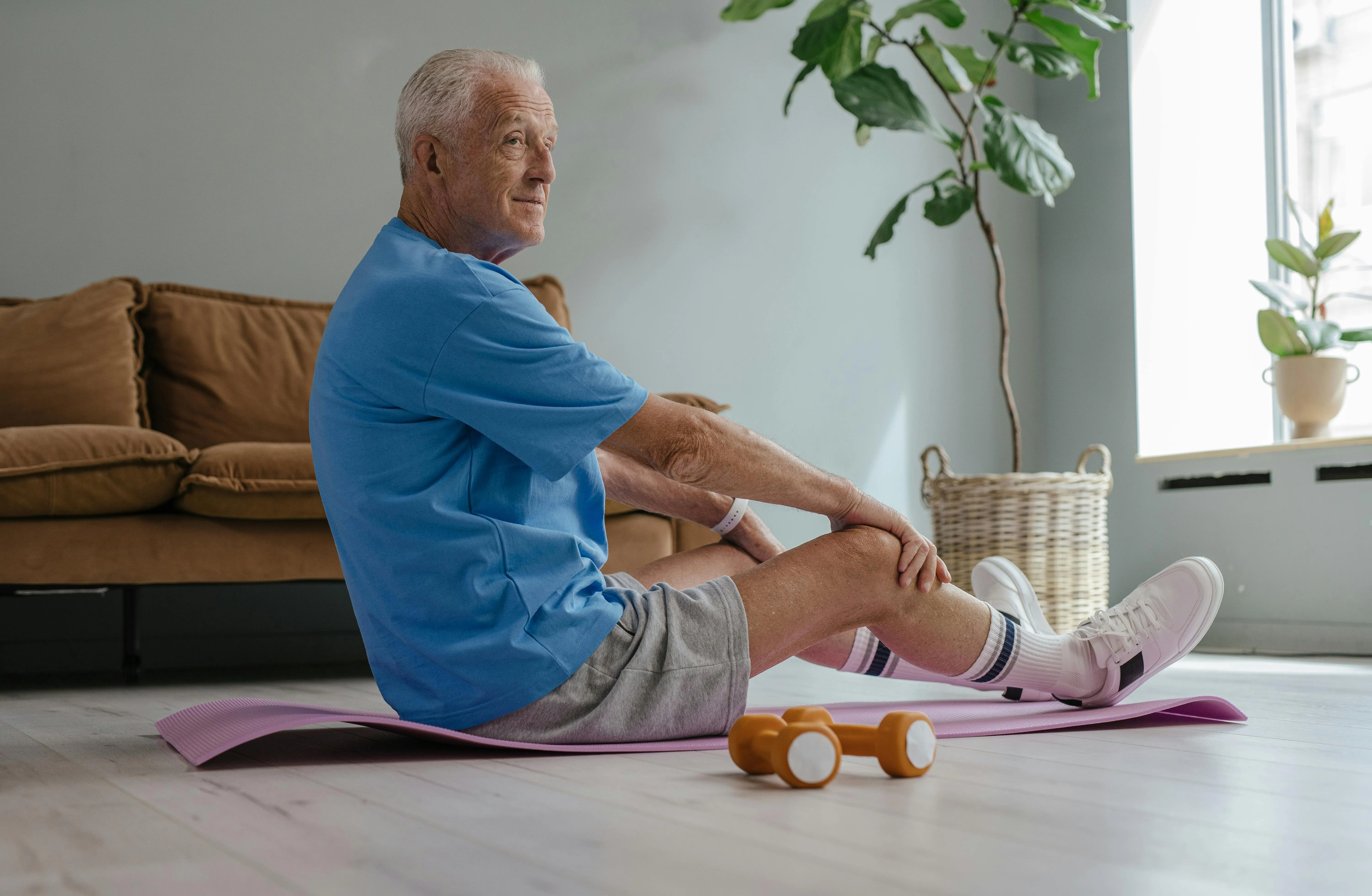 Chegou aos 60 anos sem nunca ter feito exercícios físicos? Saiba como começar