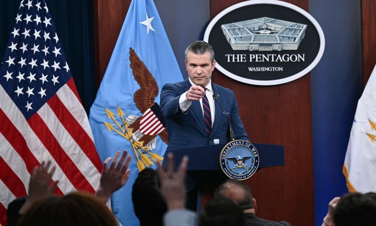 Trump e secretário de Defesa dos EUA não descartam envio de tropas em solo iraniano: 'Não me acovardo'