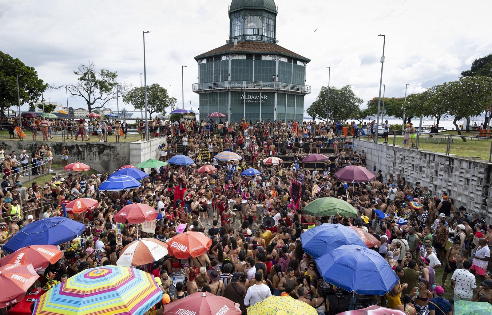 Município do Rio e estado terão três dias de ponto facultativo no carnaval; entenda