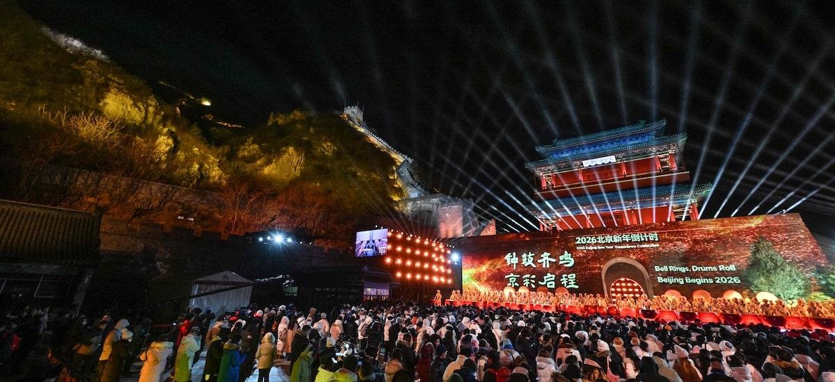 China mira supremacia em IA e revê até uso de camisinha ao buscar metas