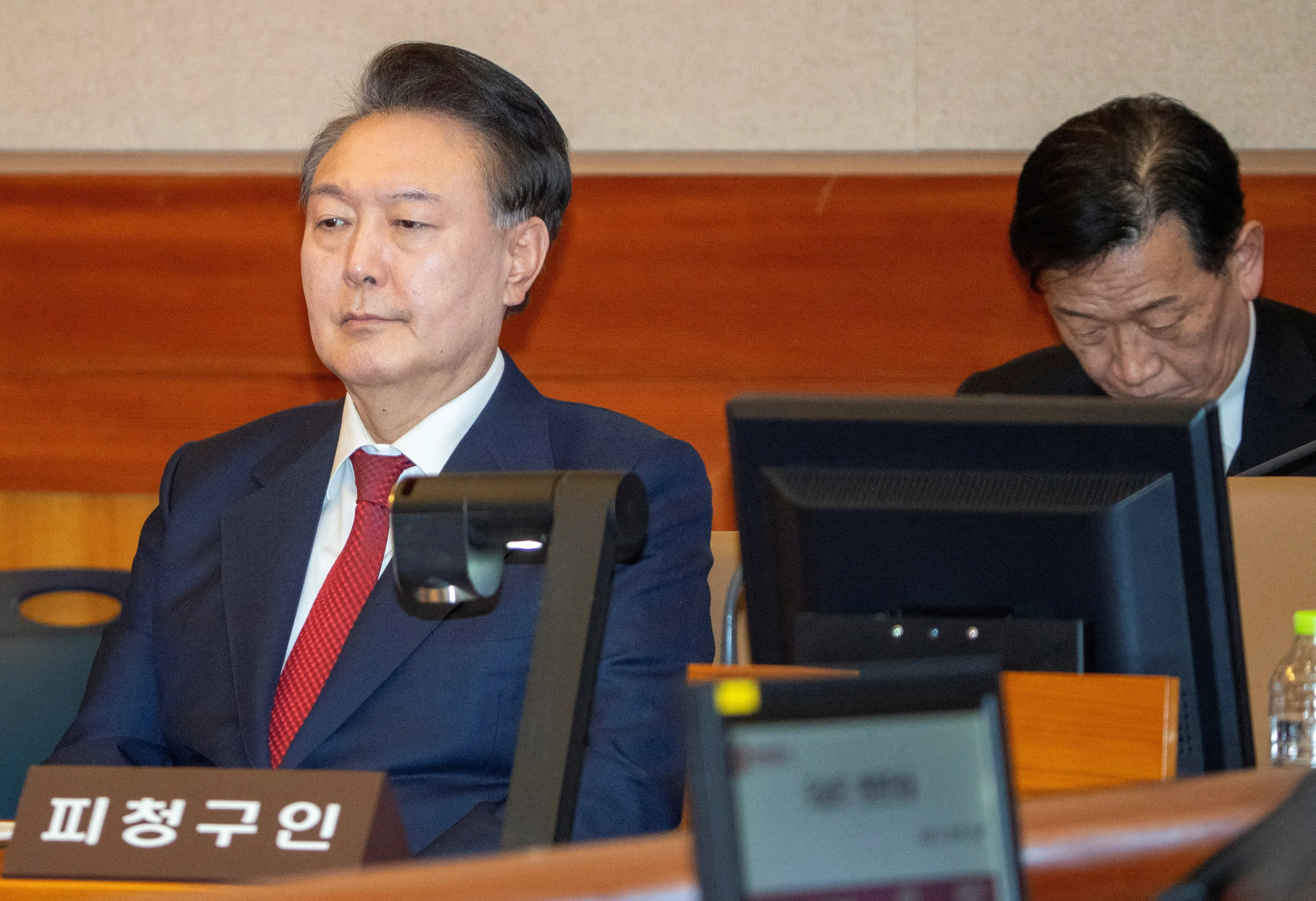 Ex-presidente sul-coreano é condenado a 7 anos por obstrução de Justiça