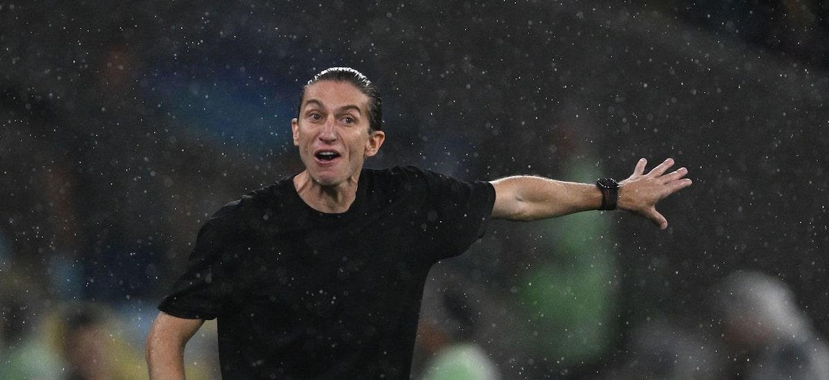 Filipe Luís diz que Flamengo ‘fez grande jogo’ e ouve xingamentos da torcida: ‘Vai tomar no c... ’