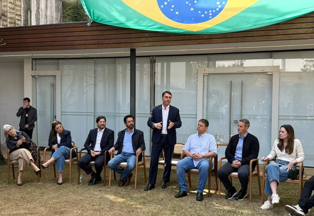 'Respeito, mas não desisto nunca', diz Flávio após PP vetar Tereza Cristina como vice