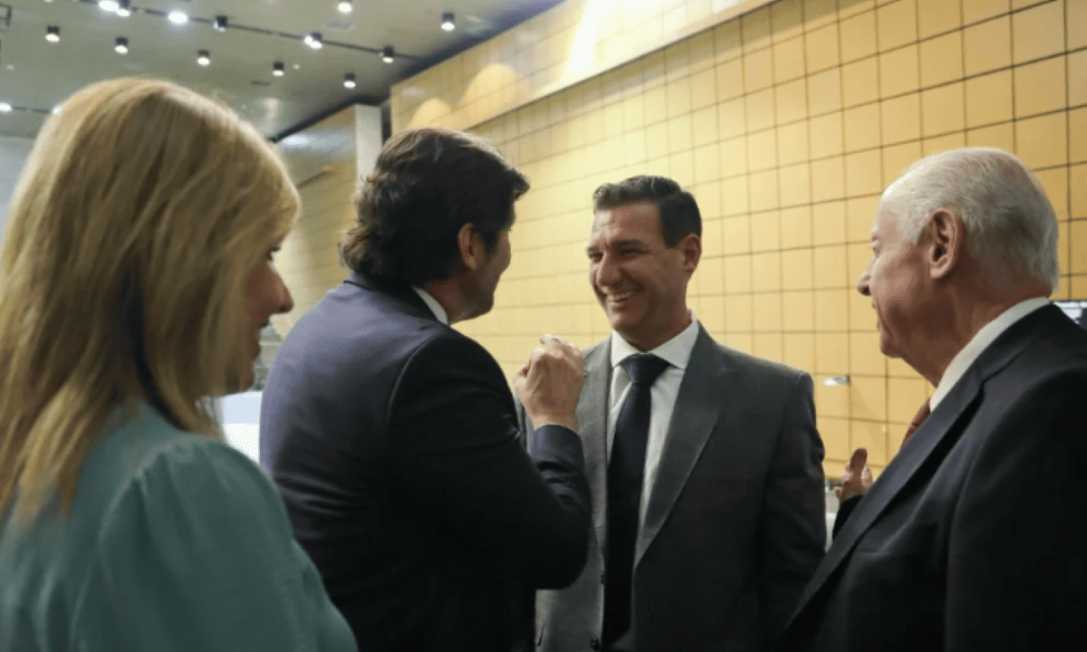 Casa Civil de Tarcísio inicia guinada política e busca pacificar base