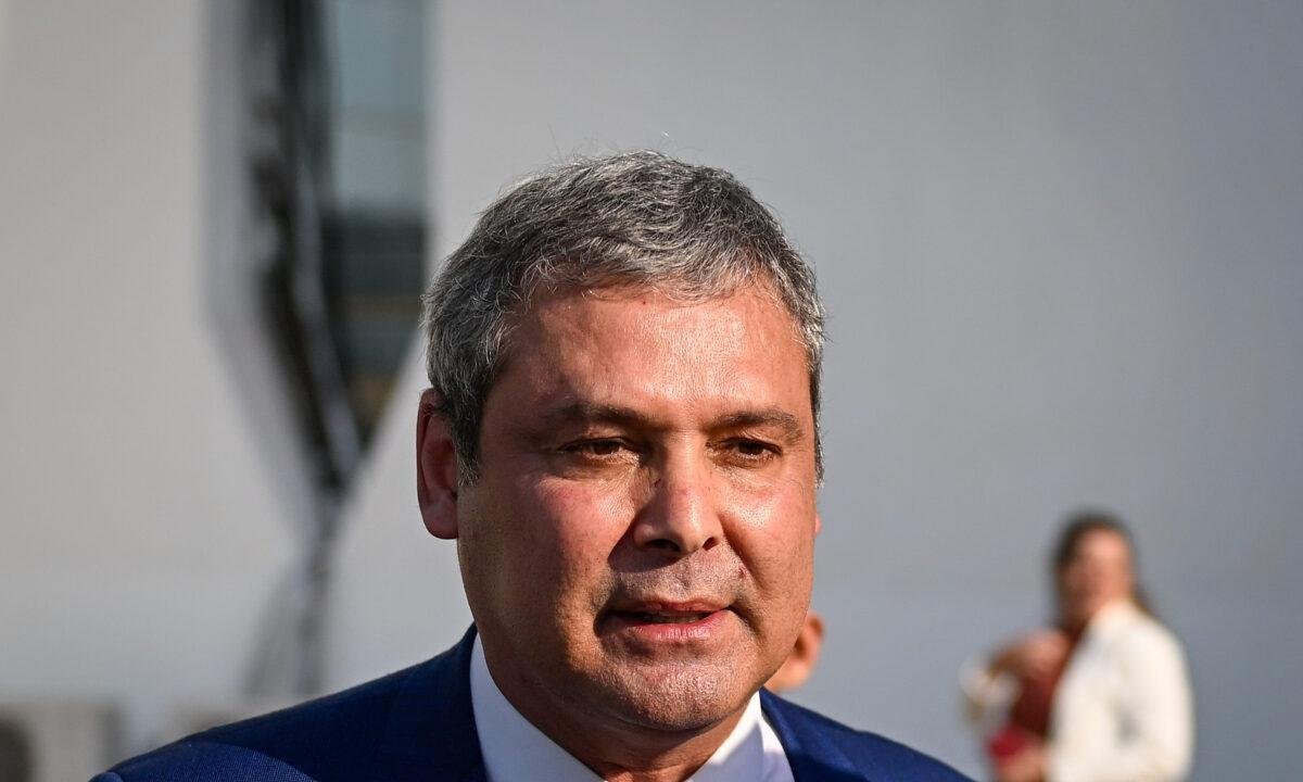 Governo apresentará PL da escala 6X1 após o Carnaval, diz Lindbergh