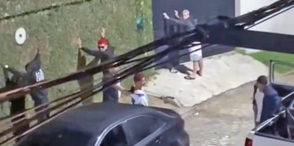 Oruam está foragido após Justiça decretar nova prisão do cantor | G1