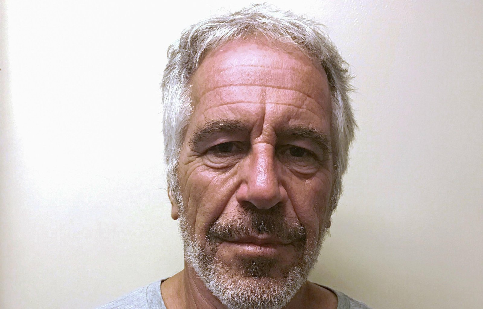 'Você se considera o demônio em pessoa?': a entrevista inédita com Jeffrey Epstein, que faz parte dos milhões de arquivos divulgados nos EUA | G1