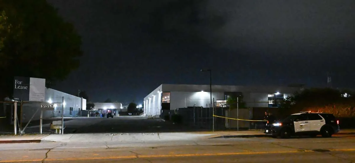 Helicóptero de reportagem cai em Los Angeles e deixa três mortos
