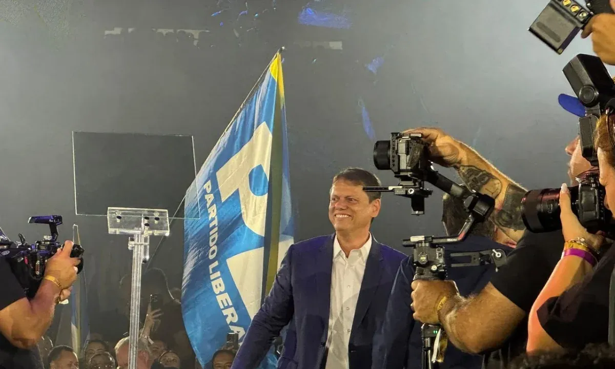 Convenção confirma Tarcísio como candidato à reeleição em SP
