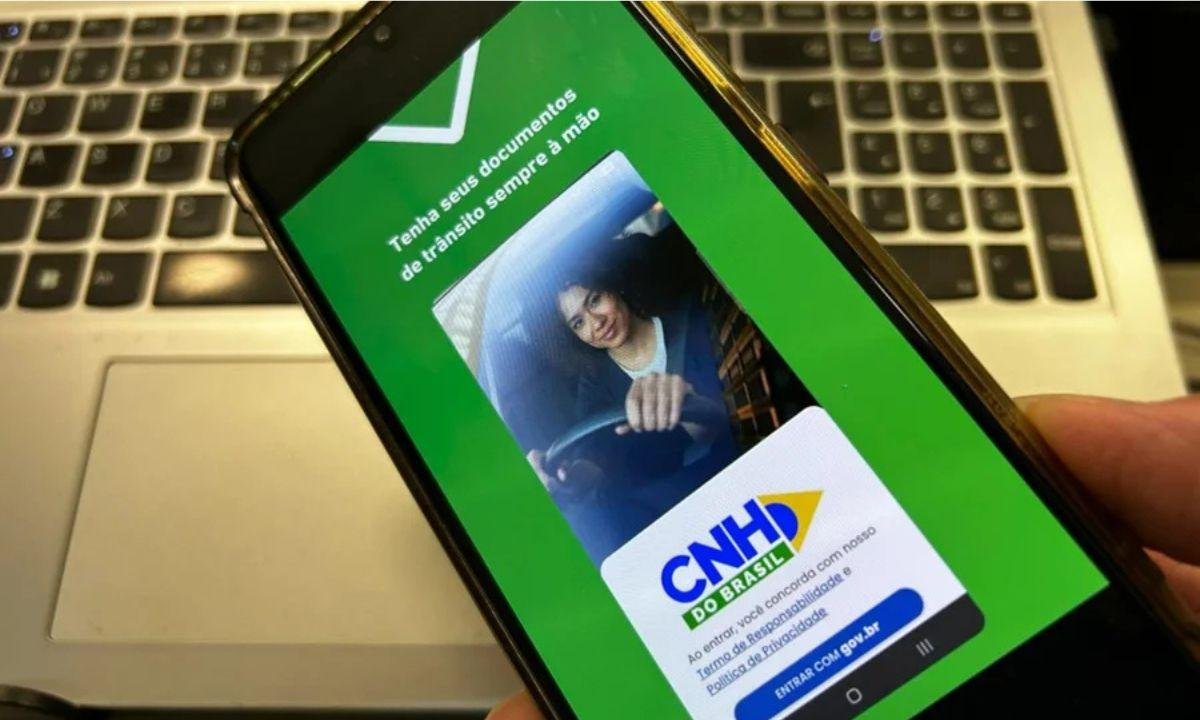 Nova CNH aumenta busca por 1ª habilitação em 35% na capital paulista