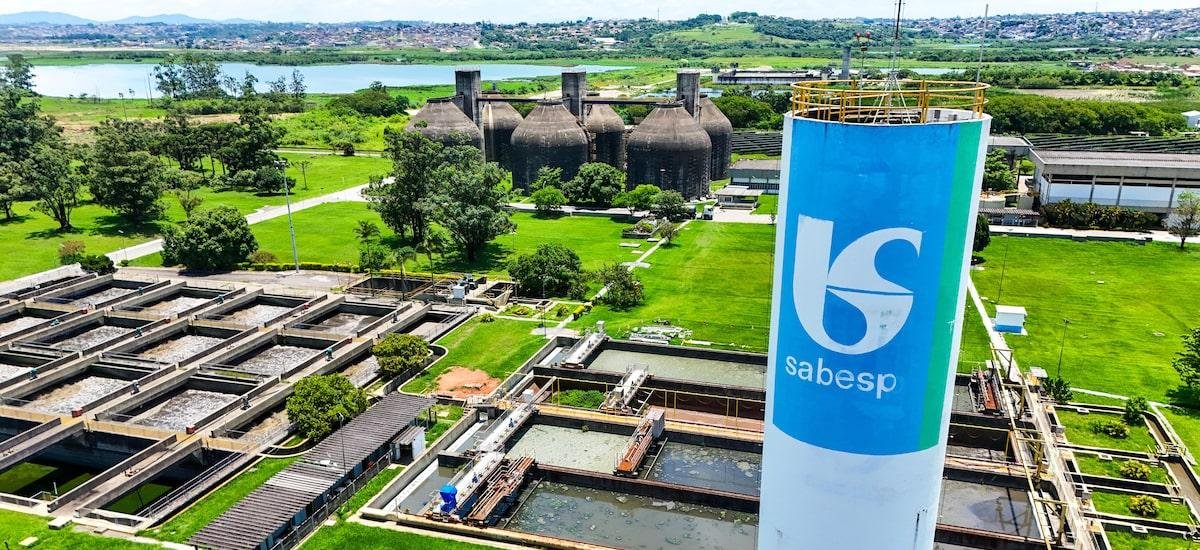 Sabesp mira captar ao menos R$ 10 bi adicionais em 2026 após operação recorde