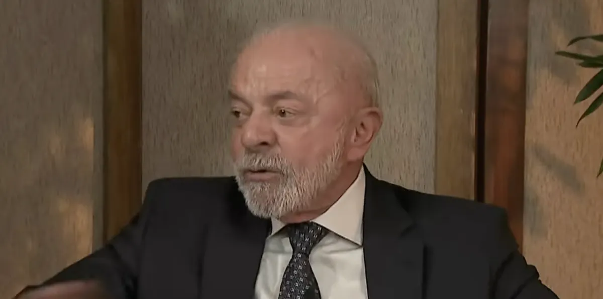 Lula nega “bomba fiscal” e critica a autonomia do BC