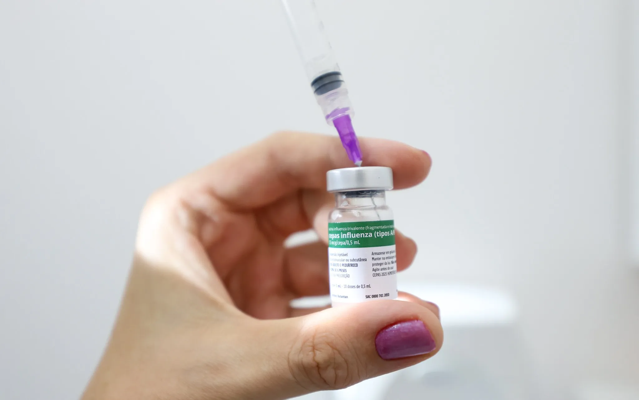 Vacinação contra gripe começa sábado em meio à alta de casos respiratórios; veja quem deve se imunizar | G1