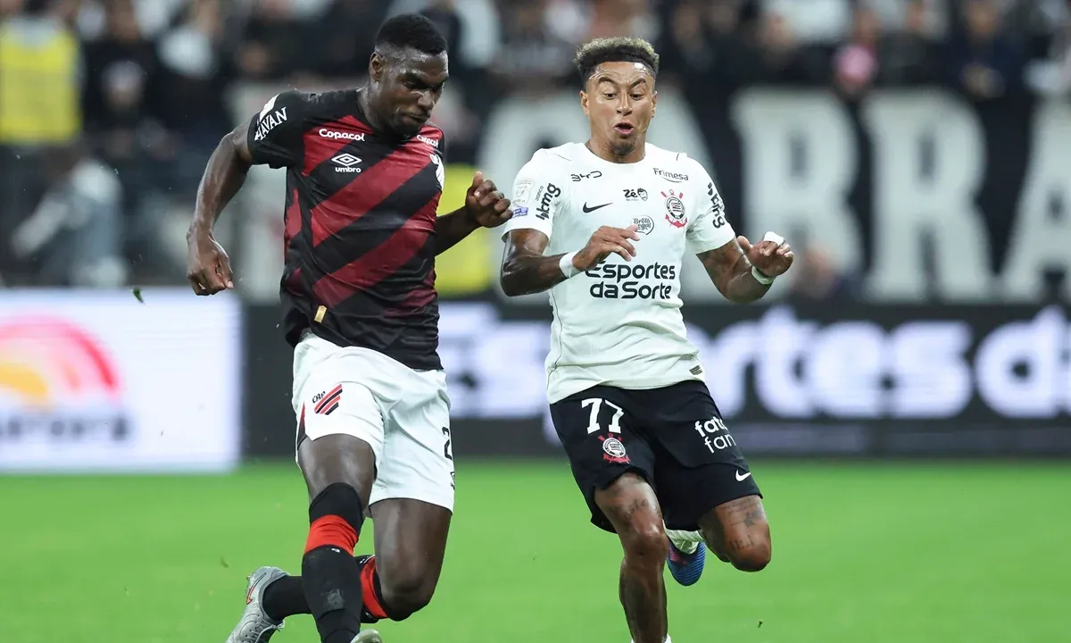 Corinthians e Athletico-PR empatam sem gols no Campeonato Brasileiro
