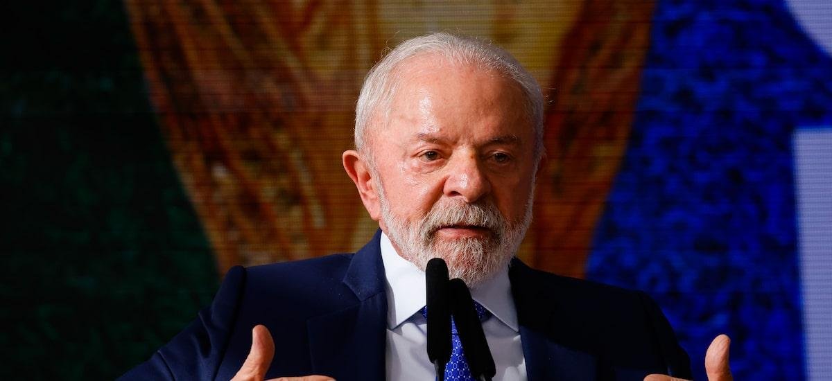 Lula é desaprovado por 52% e aprovado por 45%, aponta Paraná Pesquisas