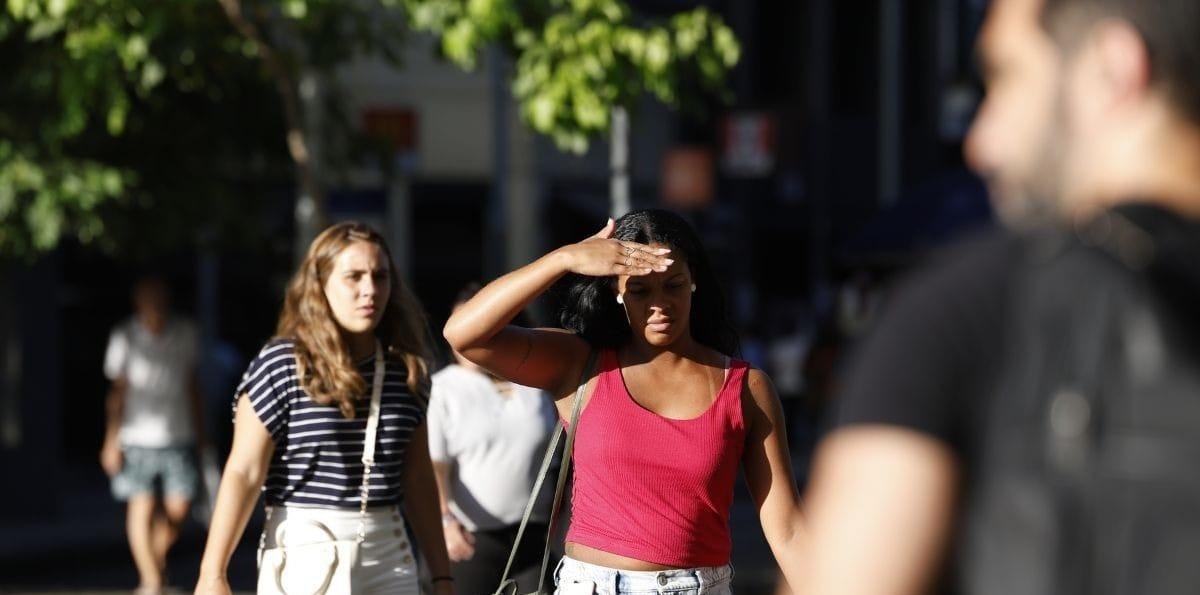 Calor pode aumentar risco de casos de AVC, alerta médico