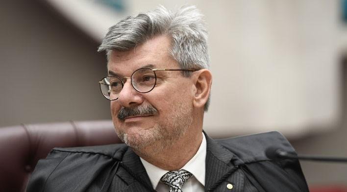 Ministro Marco Buzzi, do STJ, é alvo de apuração de denúncia de assédio a jovem em praia