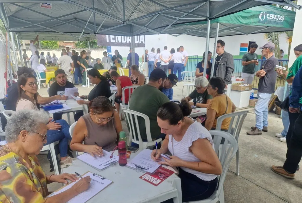 Prefeitura Perto de Você soma 1.547 atendimentos no Triângulo | G1