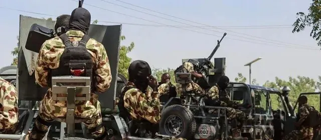 Exército da Nigéria resgata 31 reféns após ataque que deixou ao menos 5 mortos em igreja na Páscoa