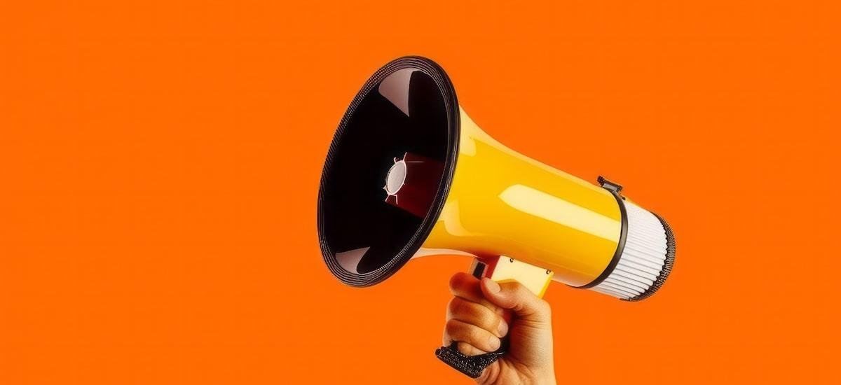 Leitora questiona instalação de semáforo em cruzamento de SP