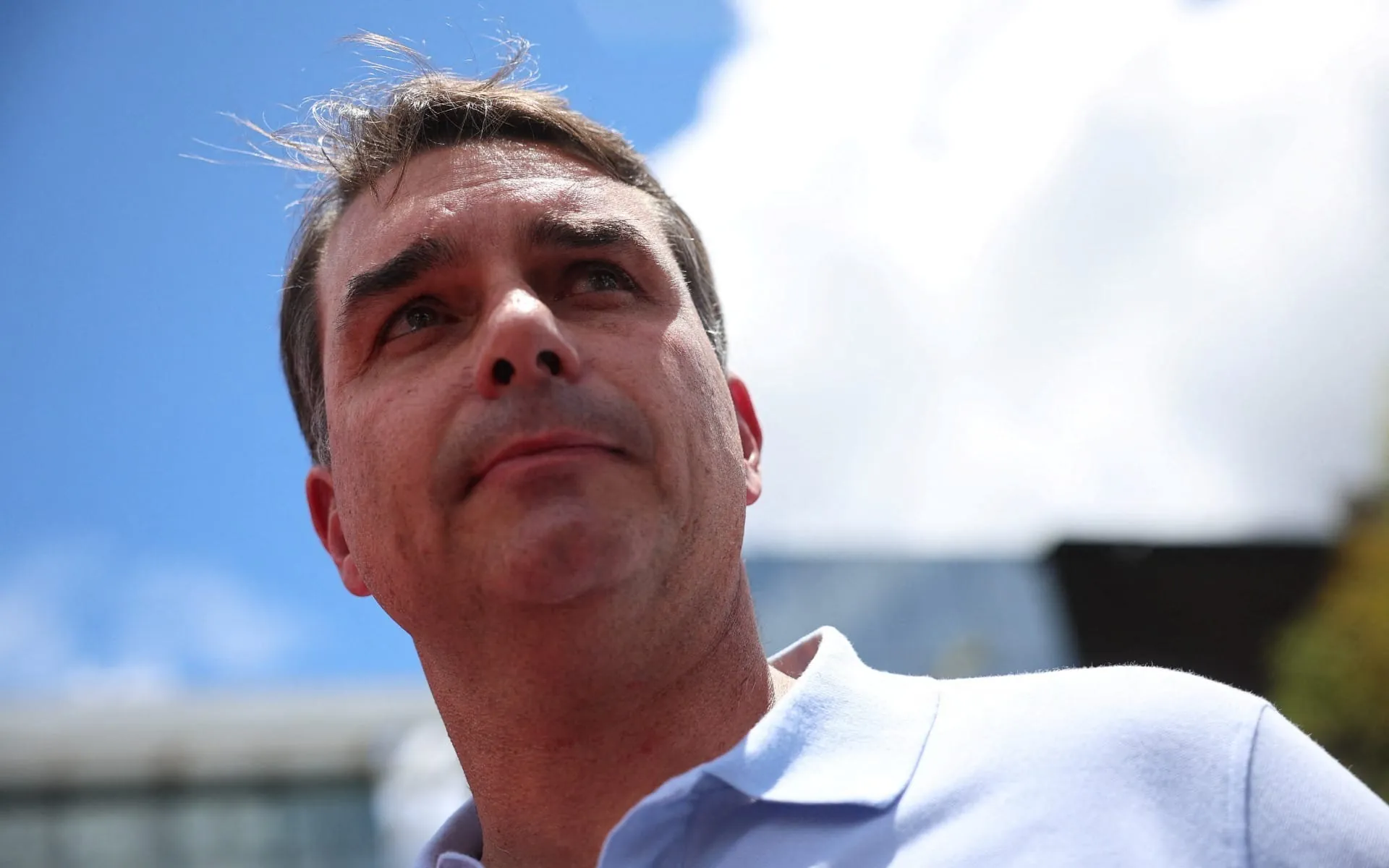TSE atende pedido do PL e manda Meta guardar dados de perfis contra Flávio