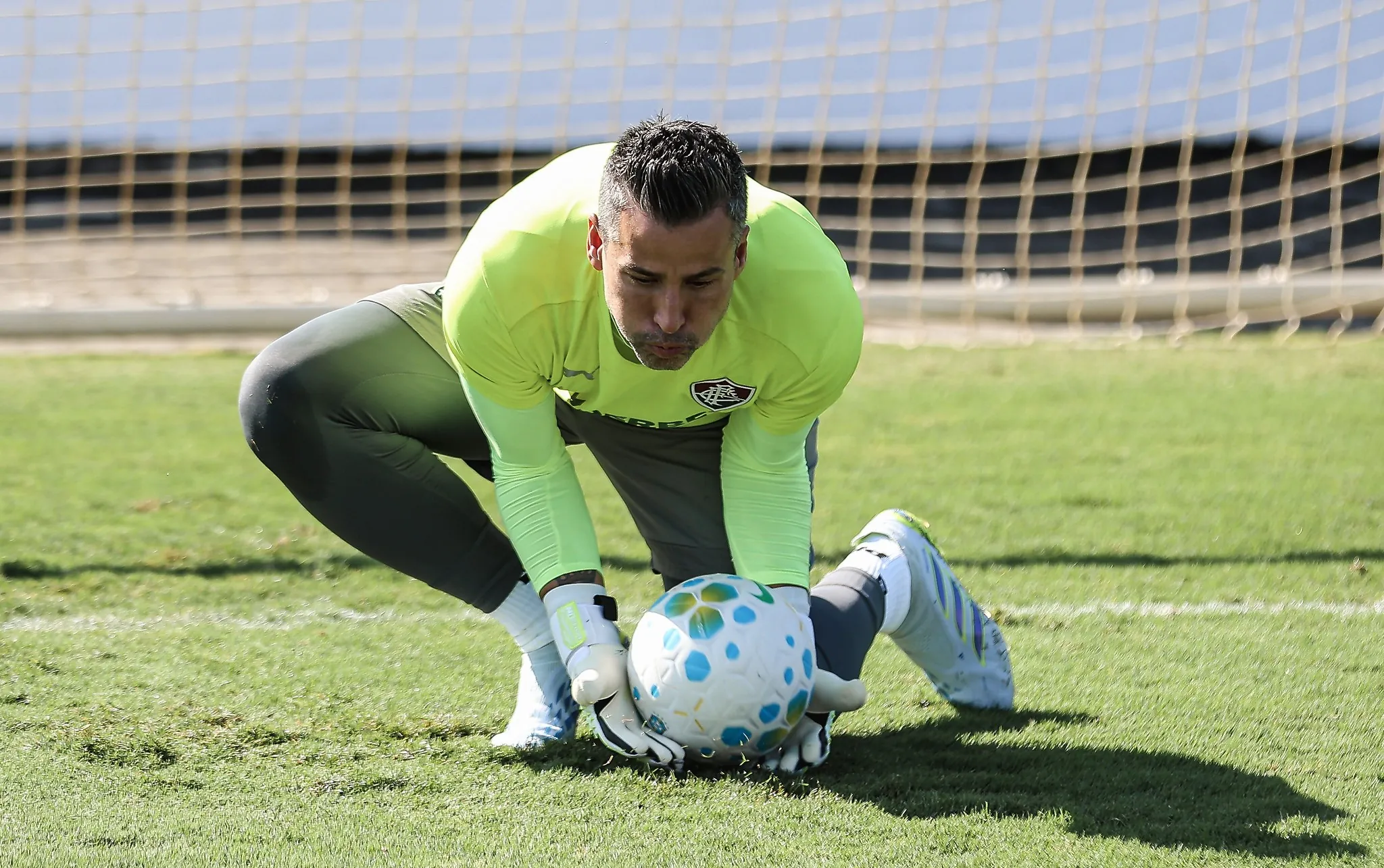 Dia de Fábio: Fluminense conta com recordista contra a Chape