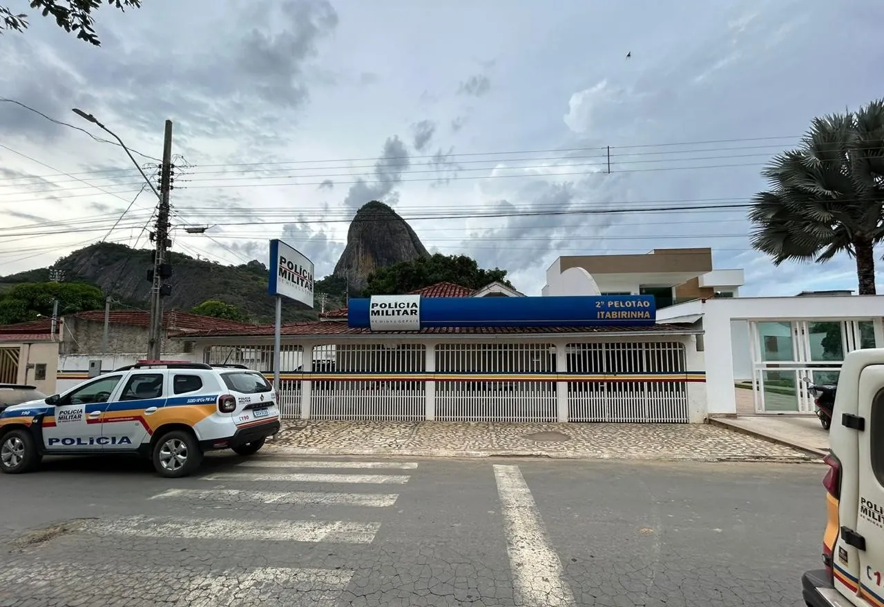 Comerciante leva 14 facadas ao defender funcionária em Itabirinha