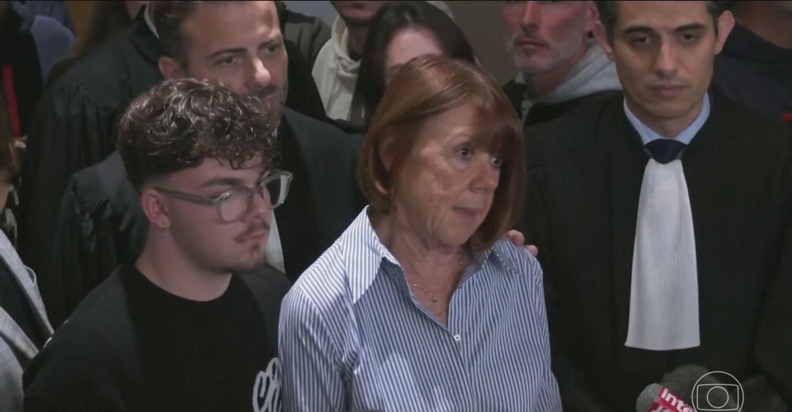 'Um Hino à Vida', livro de Gisèle Pelicot sobre abuso sexual orquestrado pelo marido, já é o mais vendido na França | G1