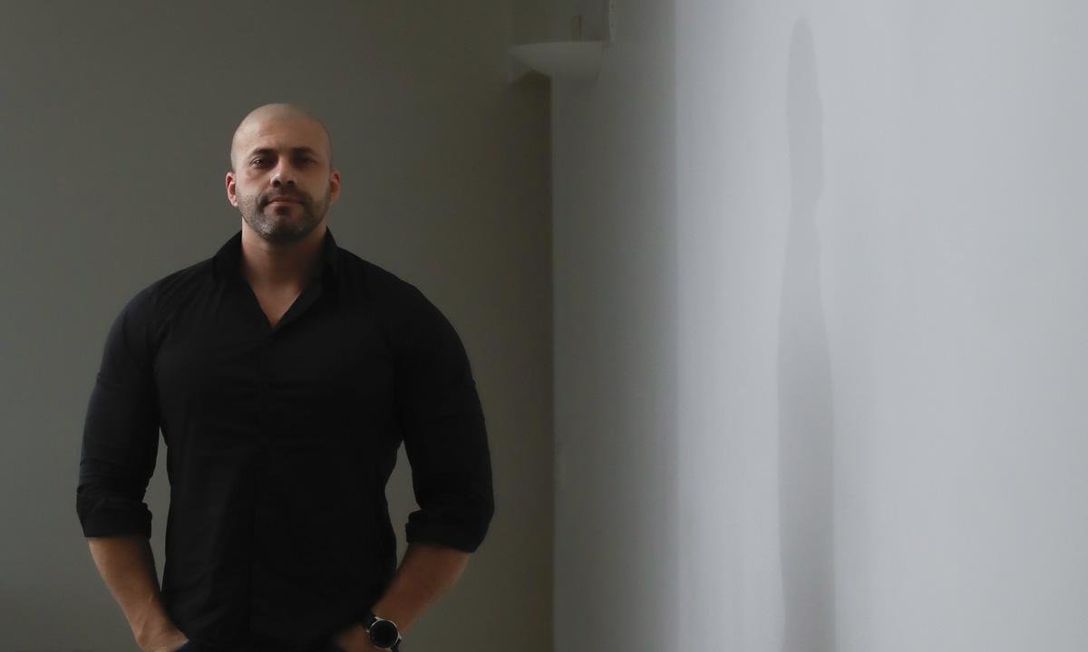 Moraes dá 4 horas para Daniel Silveira se casar em Petrópolis (RJ)