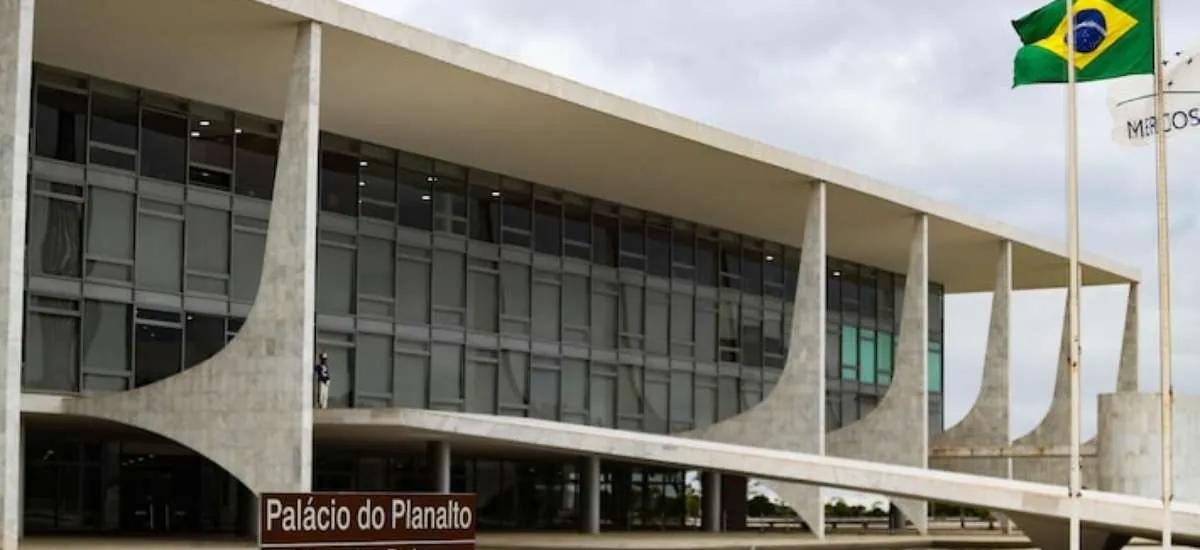 Debate de Band e 'Estadão' com candidatos a presidente começa em qual horário?