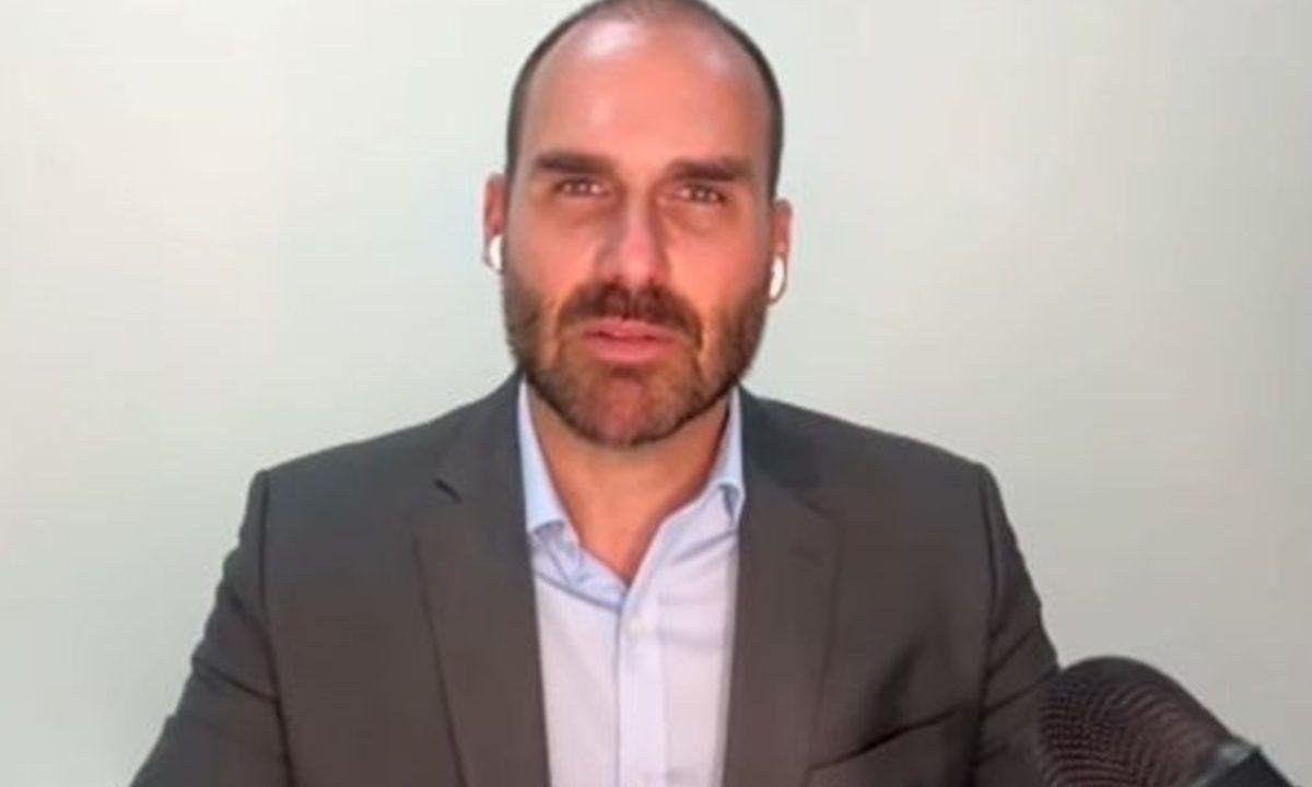 PF abre processo contra Eduardo Bolsonaro por faltas não justificadas