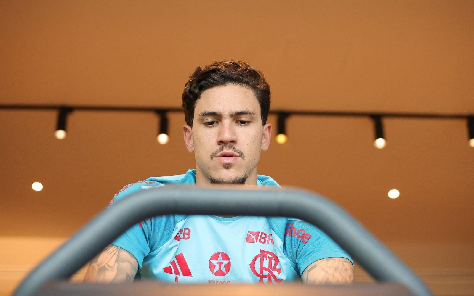 Filipe Luis revela que Pedro pode reforçar o Flamengo no Intercontinental